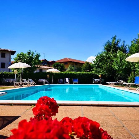 Albergo B&B Tenesi مانربا ديل جاردا المظهر الخارجي الصورة