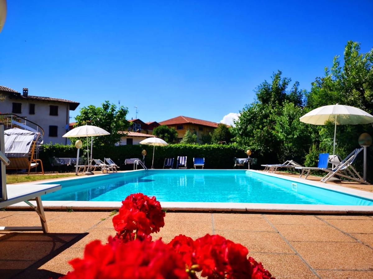 Albergo B&B Tenesi مانربا ديل جاردا المظهر الخارجي الصورة