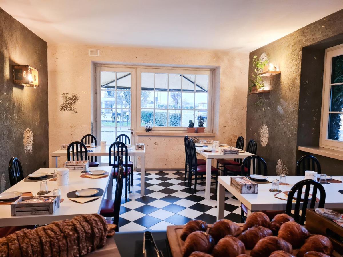 Albergo B&B Tenesi مانربا ديل جاردا المظهر الخارجي الصورة