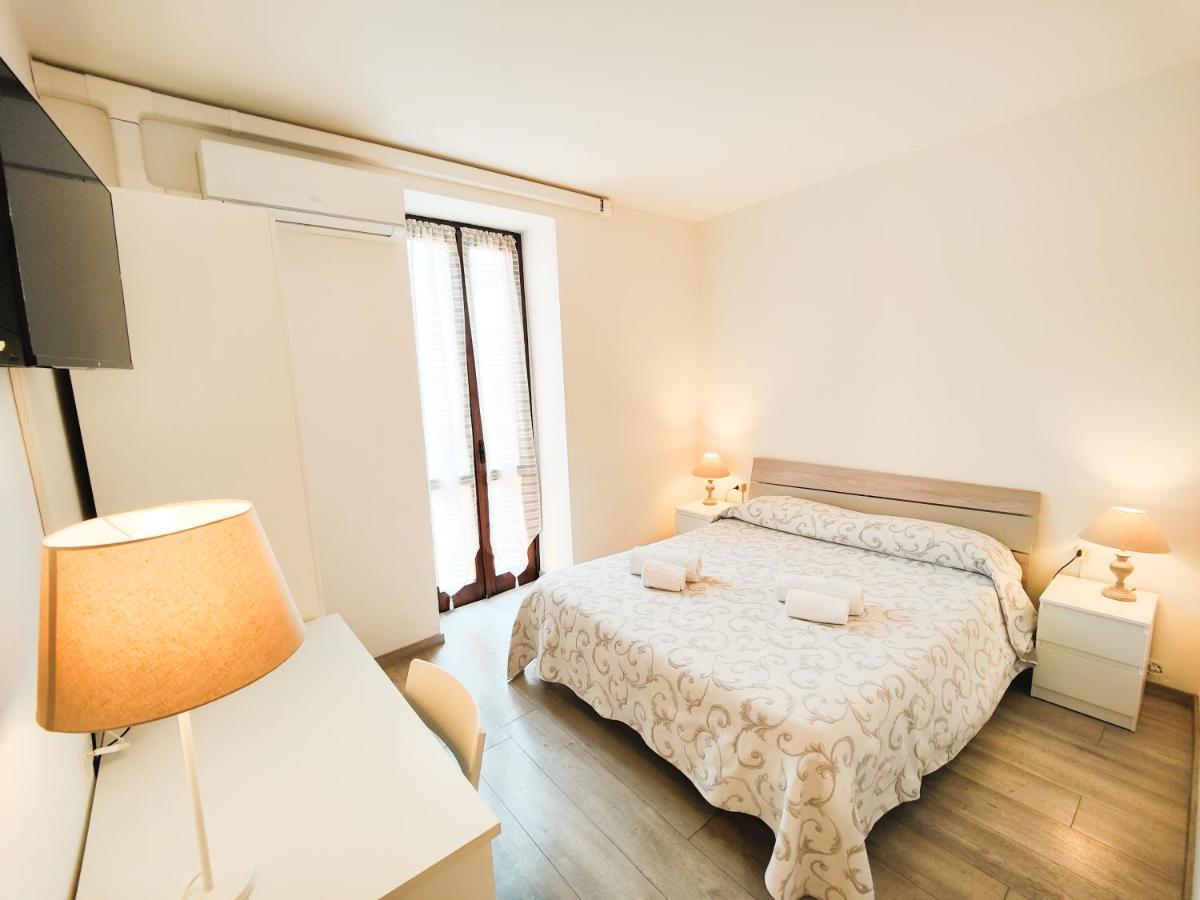 Albergo B&B Tenesi مانربا ديل جاردا المظهر الخارجي الصورة