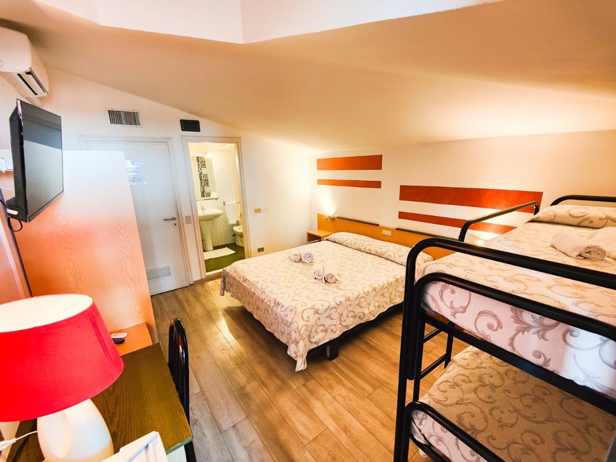 Albergo B&B Tenesi مانربا ديل جاردا المظهر الخارجي الصورة