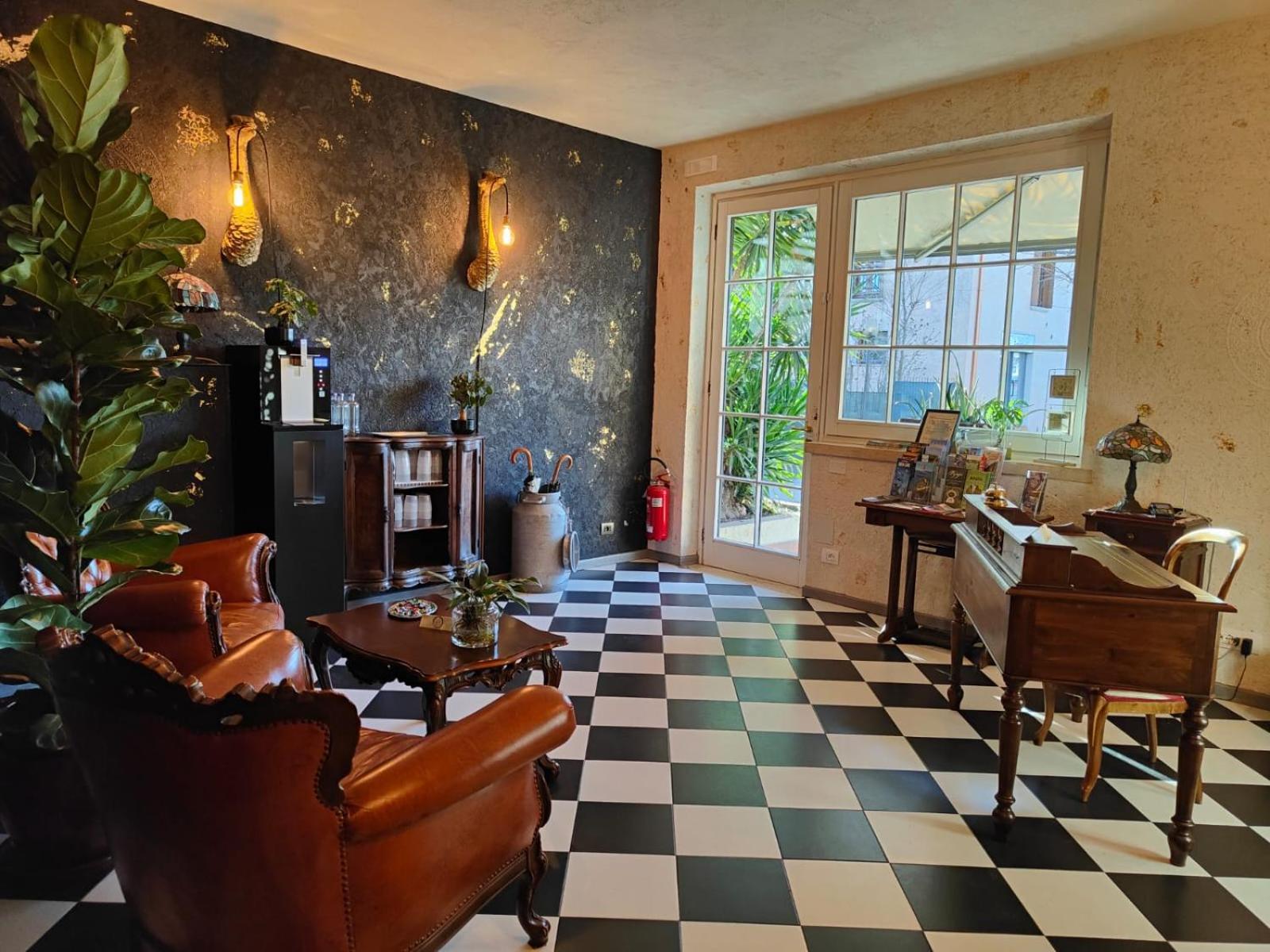 Albergo B&B Tenesi مانربا ديل جاردا المظهر الخارجي الصورة